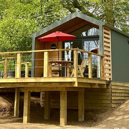 Riverside Cabins Shrewsbury Buitenkant foto