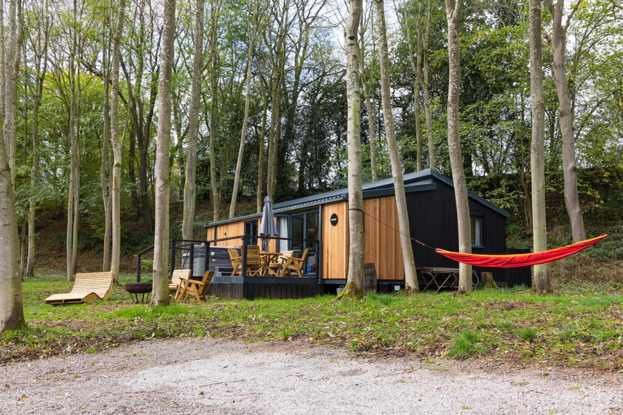 Riverside Cabins Shrewsbury Buitenkant foto